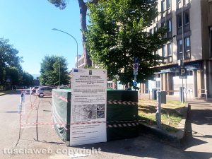 Viterbo - Lavori per la ciclostazione di bike sharing in viale Trento