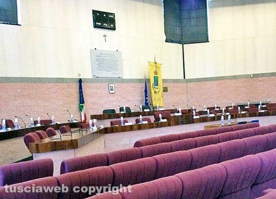 Civitavecchia- Consiglio comunale - Banchi vuoti