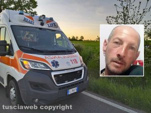 Un'ambulanza - Nel riquadro Robert Luniddi