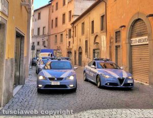 Viterbo - Polizia in via San Lorenzo