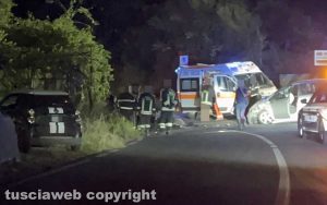 Scontro a Bagnaia - Intervento di vigili del fuoco, 118 e polizia stradale