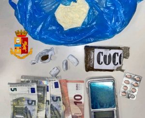 Viterbo - La droga e i soldi sequestrati