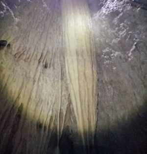 Tarquinia - Prelievo stalattite antica città etrusca