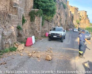 Civita Castellana - Caduta massi al Belvedere Falerii Veteres