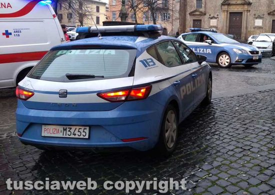 Viterbo - Polizia e ambulanza a San Faustino - Immagine di repertorio