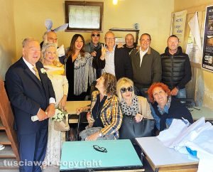 Vallerano - Il professor Luigi Cimarra e Daniela Armini hanno rinnovato la loro promessa di matrimonio