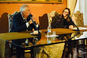 Viterbo - Conferenza di Eta Beta alla sala assemblee della fondazione Carivit