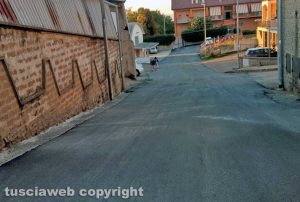 Viterbo - Bagnaia - L’asfalto rifatto in via Fortunato del Tavano