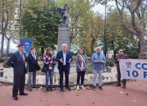 Montefiascone - Da sinistra: rappresentanza paracadutisti, Ranaldi, Olmi, De Santis e Federici