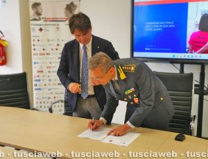 Firma protocollo d'intesa Pnrr tra guardia di finanza e Asl - Il commissario straordinario Egisto Bianconi e il comandante provinciale Carlo Pasquali