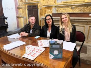 Viterbo - Presentazione della 35esima sagra della castagna e la sesta del fungo porcino - Da sinistra Alessio Fapperdue, Katia Scardozzi e Elisa Turchetti