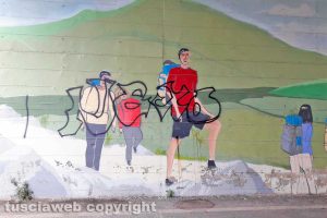 Viterbo - Vandali in azione lungo strada Francigena