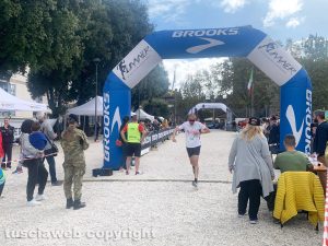 Viterbo - StraViterbo, l'arrivo degli atleti