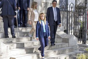 Giorgia Meloni in visita alla Sinagoga di Roma