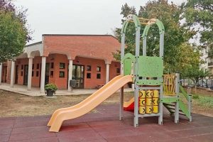 Tarquinia - Uno dei giochi alla scuola