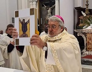 Il vescovo Marco Salvi