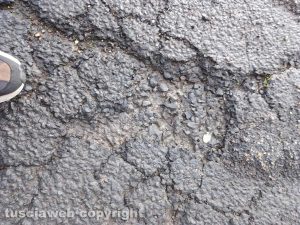 Viterbo - Il dissesto in strada Capretta