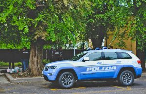 Una pattuglia della polizia, generica