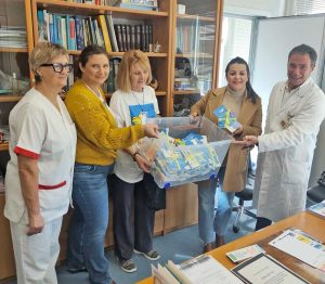 Viterbo - “Nati per leggere”, il comune acquista e dona nuovi libri al reparto di ginecologia e ostetricia dell’ospedale di Belcolle
