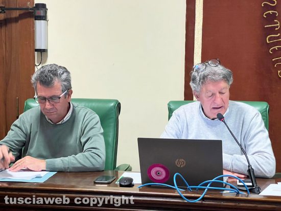 Viterbo - Assemblea dei sindaci dell’Ato nord - Sulla destra Giancarlo Daniele