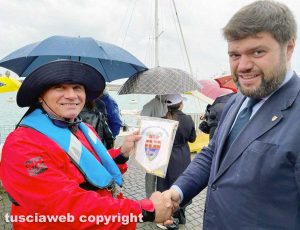 Civitavecchia – Lo skipper Dario Canestrelli e il presidente della provincia Alessandro Romoli