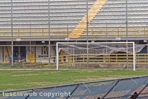 Sport - Calcio - Incuria allo stadio Rocchi