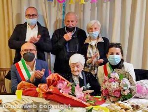Maria Santa Iolandi ha festeggiato il suo 106esimo compleanno
