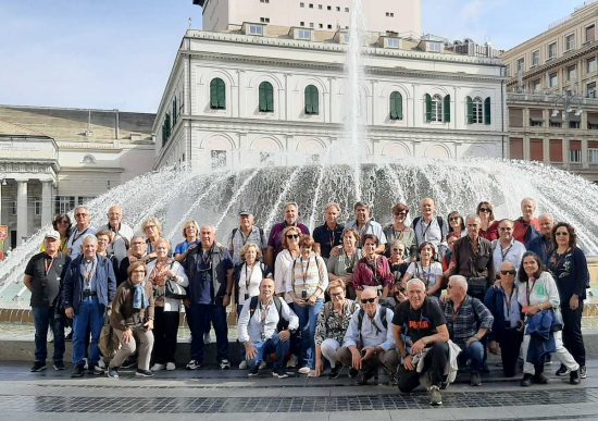 Genova - Gruppo maestri del lavoro a piazza de Ferrari