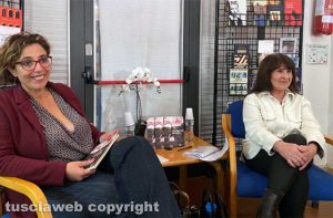 Manziana - Monica Luciani, a destra, con l'assessore Nuccia Mazzuca