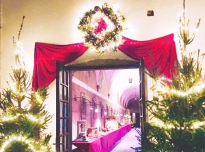 Viterbo - Mostra dei 100 presepi chiostro alla Quercia