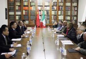 Viterbo - La via della ceramica - le delegazioni di Italia e Cina a confronto