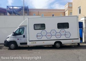 Un camper itinerante per le somministrazioni vaccinali