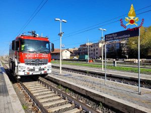 Viterbo - Il mezzo Vab dei vigili del fuoco