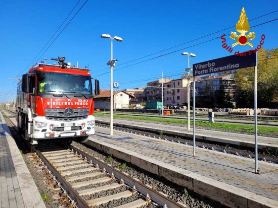 Viterbo - Il mezzo Vab dei vigili del fuoco