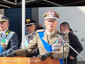 Viterbo - Il generale di brigata Roberto Vergori alla cerimonia del Giorno dell’Unità nazionale e delle forze armate