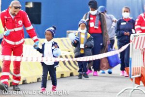 Civitavecchia - Gli sbarchi della Geo Barents