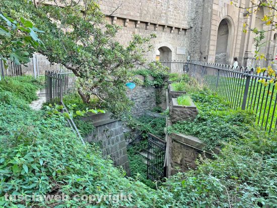 Viterbo - I bagni pubblici di piazza della Rocca