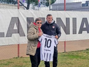 Civita castellana - Camilli e Bravini con la maglia di Pogba