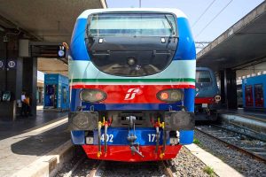 Un treno turistico italiano del Gruppo FS
