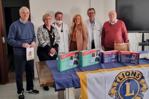 Tarquinia - Antonio Pellicciotti e alcuni componenti del Lions club