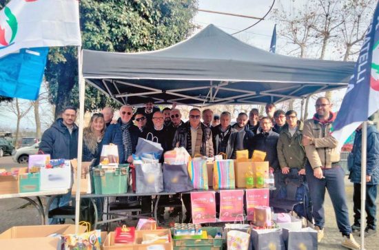 Montefiascone - La raccolta solidale di Fratelli d'Italia