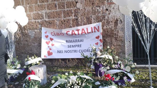 Castel Sant'Elia - Lo striscione dedicato a Catalin Balan