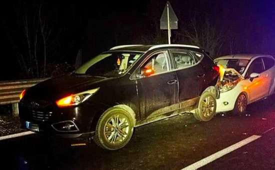 Viterbo - Tamponamento sulla superstrada tra due auto