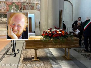 Il funerale di Marco Curione - Nel riquadro: Marco Curione