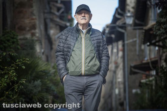 Bruno Fiata tra i vicoli di Ronciglione