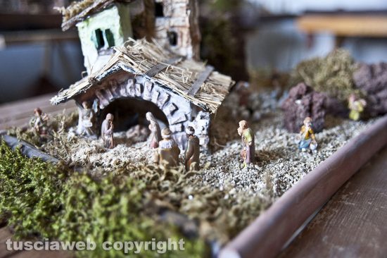 Ronciglione - Presepe nella tegola di Bruno Fiata