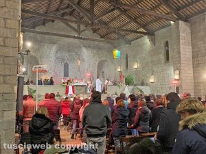 Viterbo - La consegna del defibrillatore donato alla parrocchia Sant'Andrea