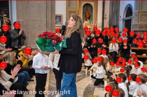 Viterbo - Il concerto di Natale degli alunni della scuola primaria "La quercia"