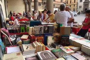 PaperOnly sotto i portici