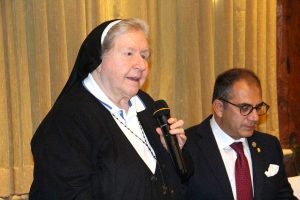 Suor Paola alla serata d'auguri Rotary